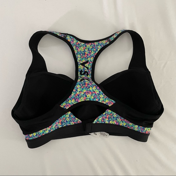 FLORAL VS SPORTS BRA - Picture 2 of 3